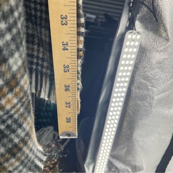 NWT Banana Republic, Wool Blend Fringed Checked blanket Scarf black brown gray - Picture 6 of 6